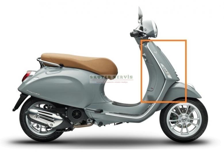 Parça: Pri̇mavera 150 E5 Ön Panel Çitasi Krom Sağ Üst